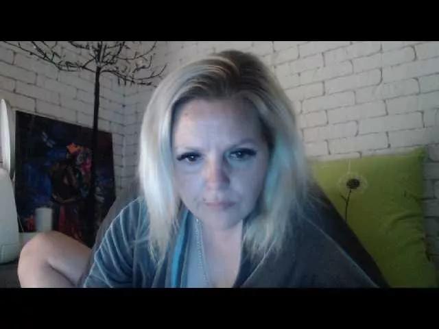 AngelAlone on BongaCams 