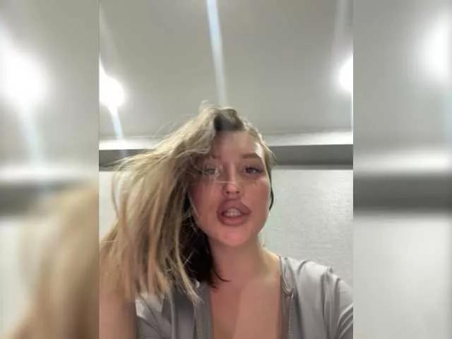 Ariellel on BongaCams 