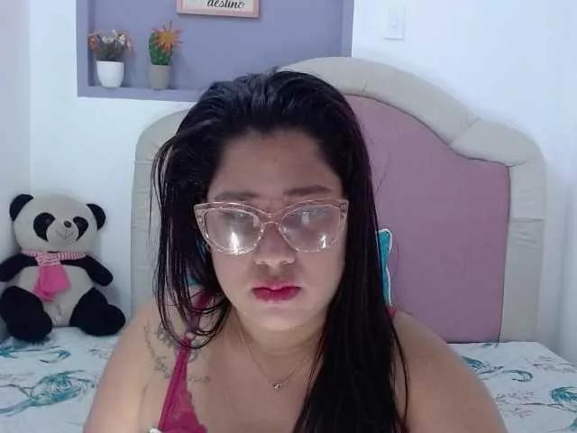 astridsmith25 on BongaCams 