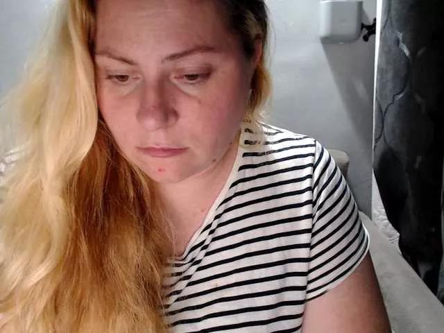 candycream74 on BongaCams 