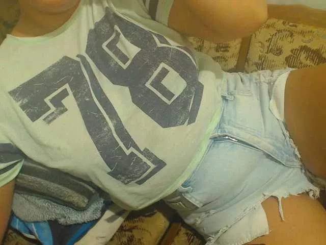 carlastar00 on BongaCams 