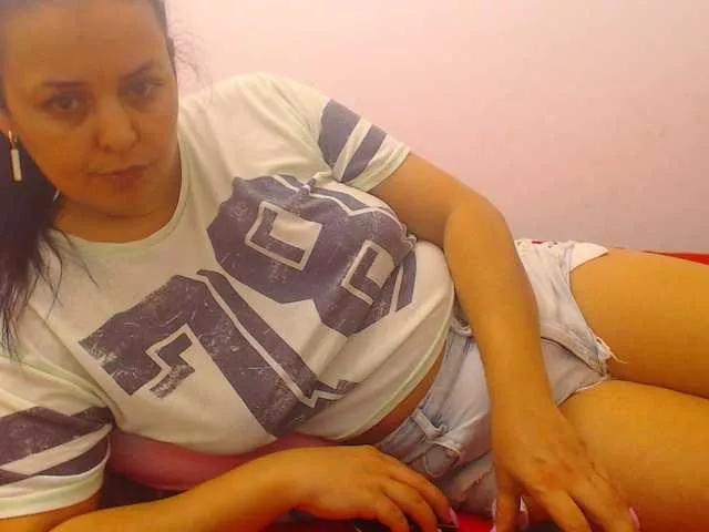 carlastar00 on BongaCams 