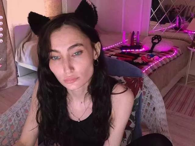 CherryFoxy on BongaCams 