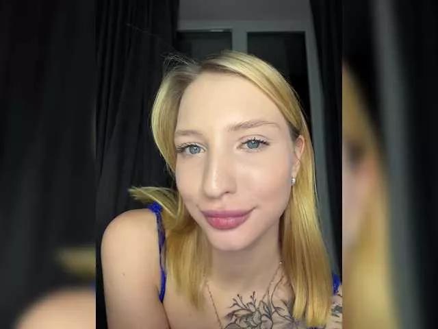 Christi-Candy on BongaCams 