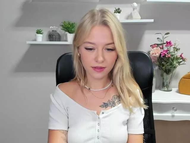 CindyGlam on BongaCams 