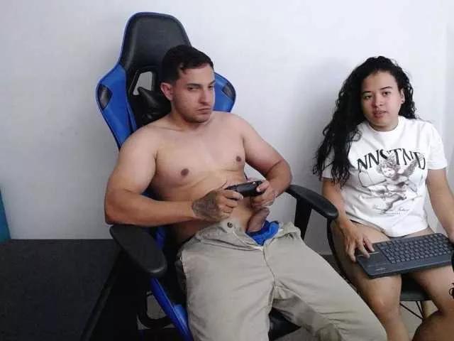 couplee-horny on BongaCams 