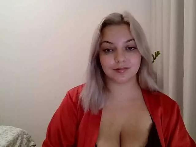 CynthiaGold on BongaCams 