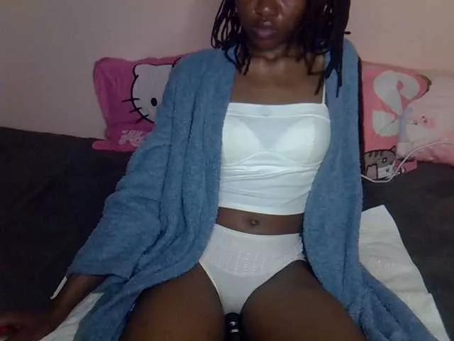 Eboniana on BongaCams 