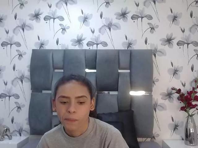 Ehotloveaxxx on BongaCams 