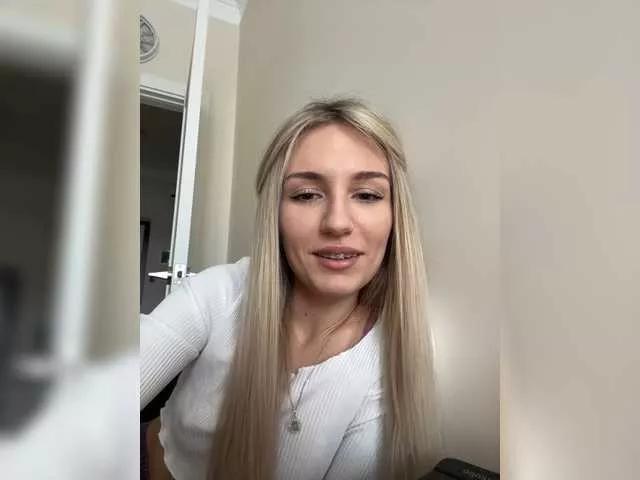 EnlivenLuv on BongaCams 