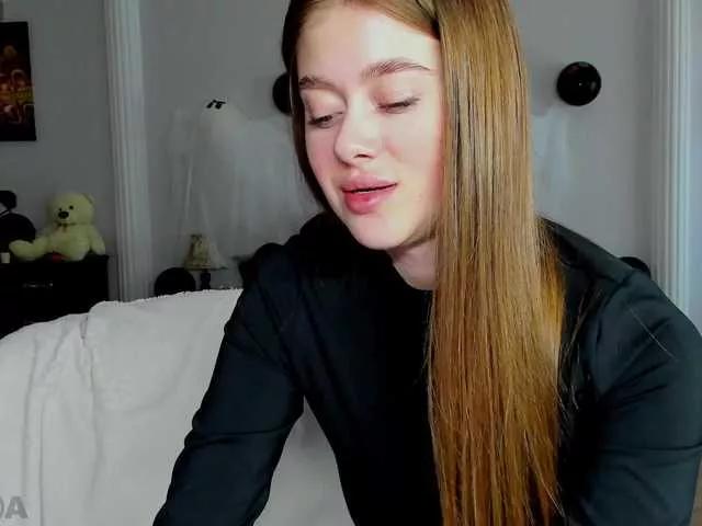 EvaaLee on BongaCams 