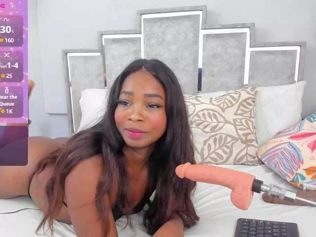 GabyyJones on BongaCams 