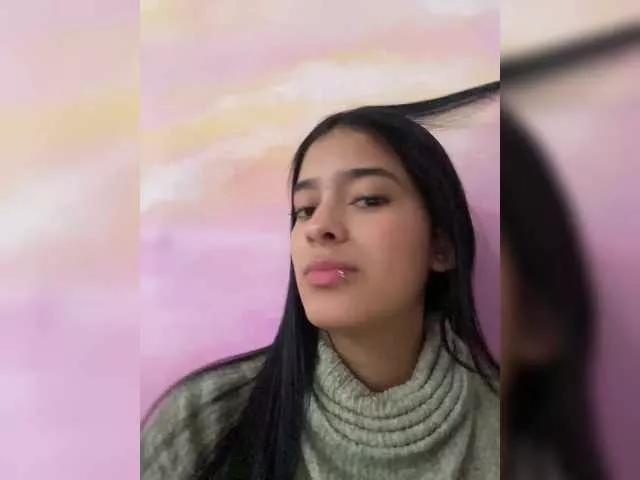 isa-queen on BongaCams 