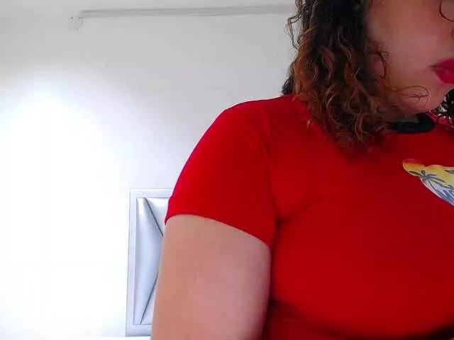 juicy-bignipples on BongaCams 