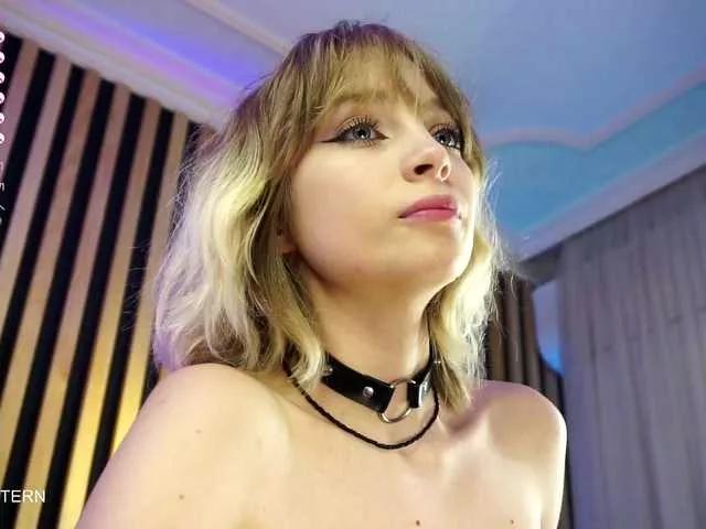 LISABABYMETAL on BongaCams 