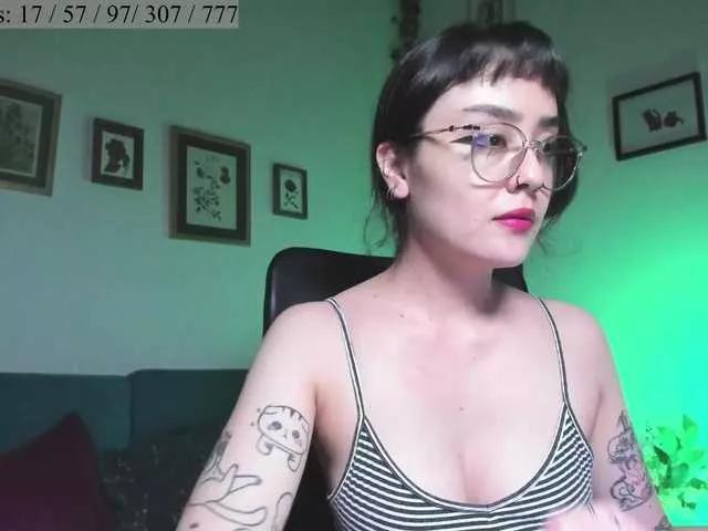 Luci--ana on BongaCams 