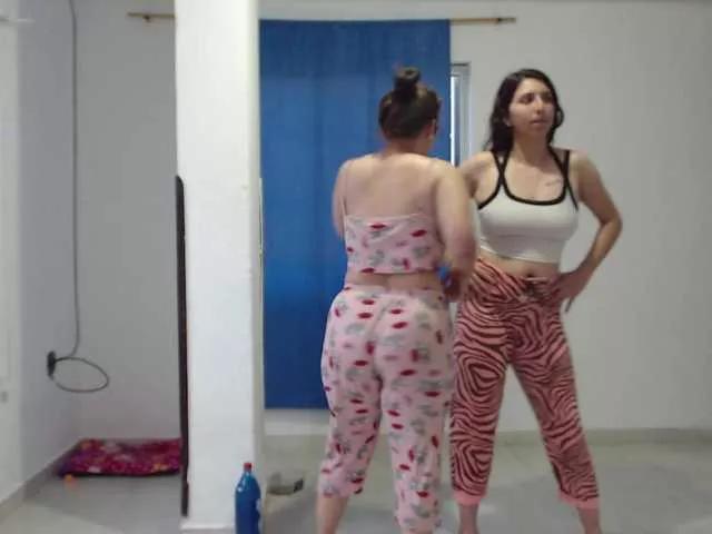 LunaandBellaa on BongaCams 