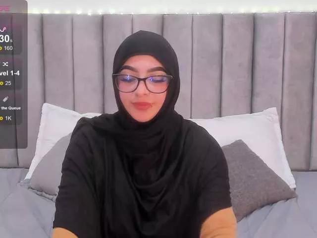 malih- on BongaCams 