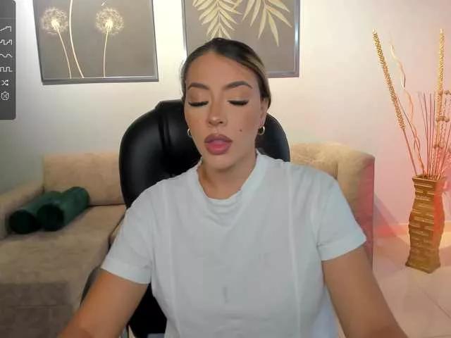 martinnaBonet on BongaCams 