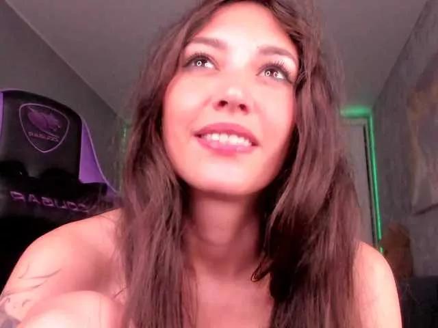 Monifoxy on BongaCams 