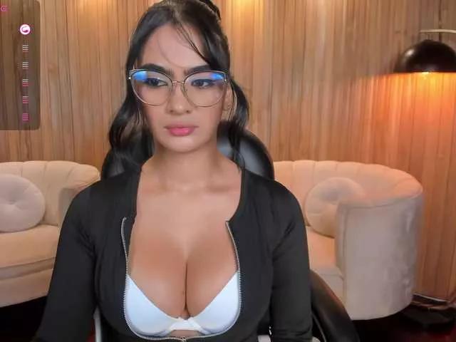 NatyFerrer on BongaCams 