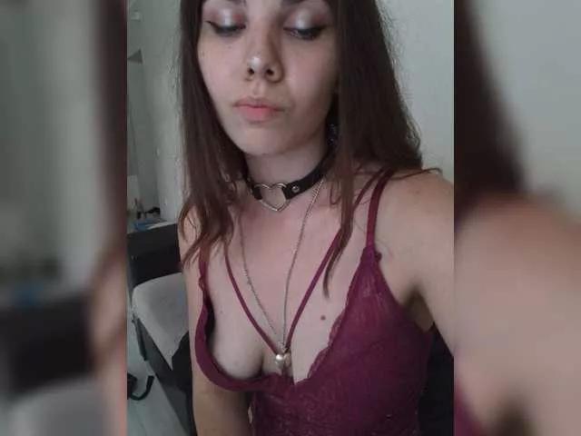 PeachGlowPH on BongaCams 