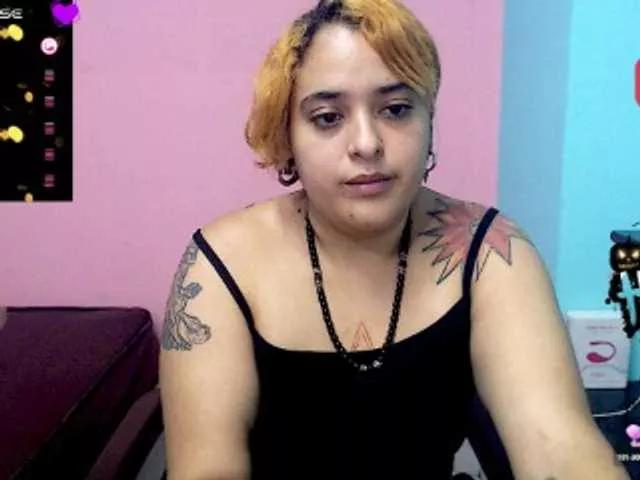 scarletstarh on BongaCams 