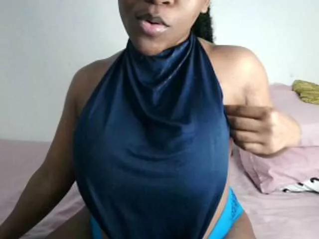 SexyBoneca on BongaCams 