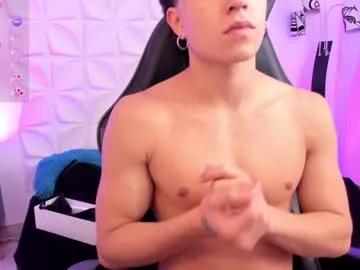 andrew_salvatoresk8 on Chaturbate 