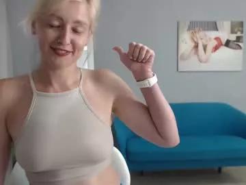 blondy_mom on Chaturbate 