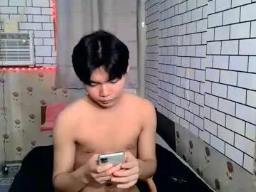 eian_twinks19 on Chaturbate 