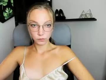 emilly_xkiss on Chaturbate 