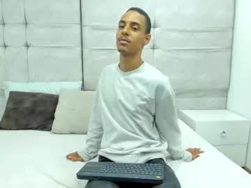 jeancamlo on Chaturbate 