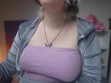 krystalsyxx on Chaturbate 