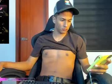 leo_hornny2 on Chaturbate 