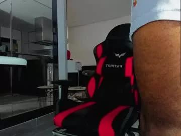 troywesly_ on Chaturbate 